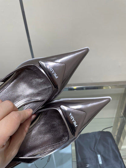 Slingbacks
