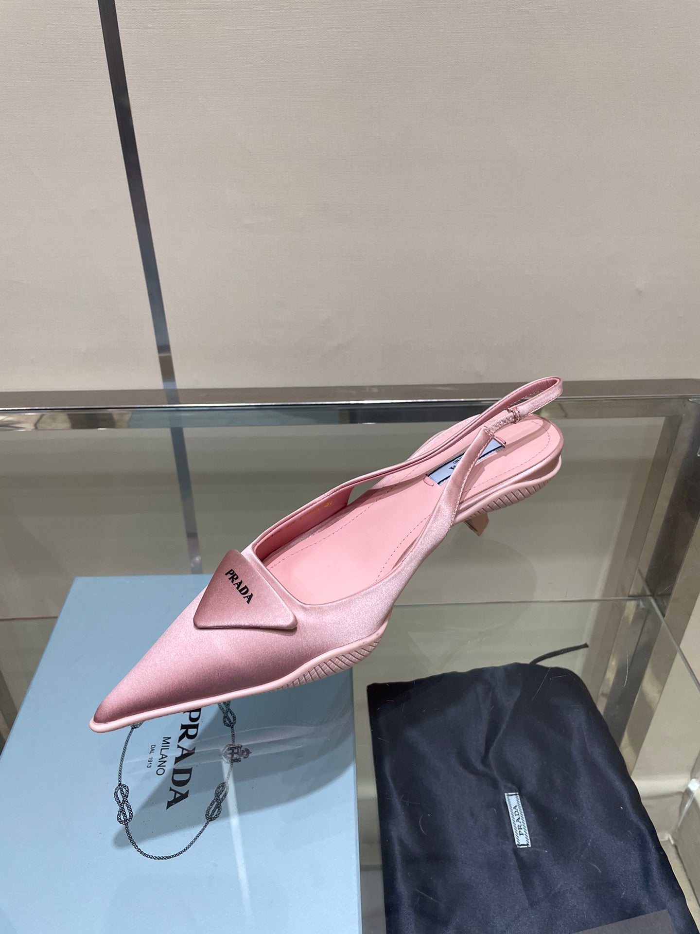 Slingbacks