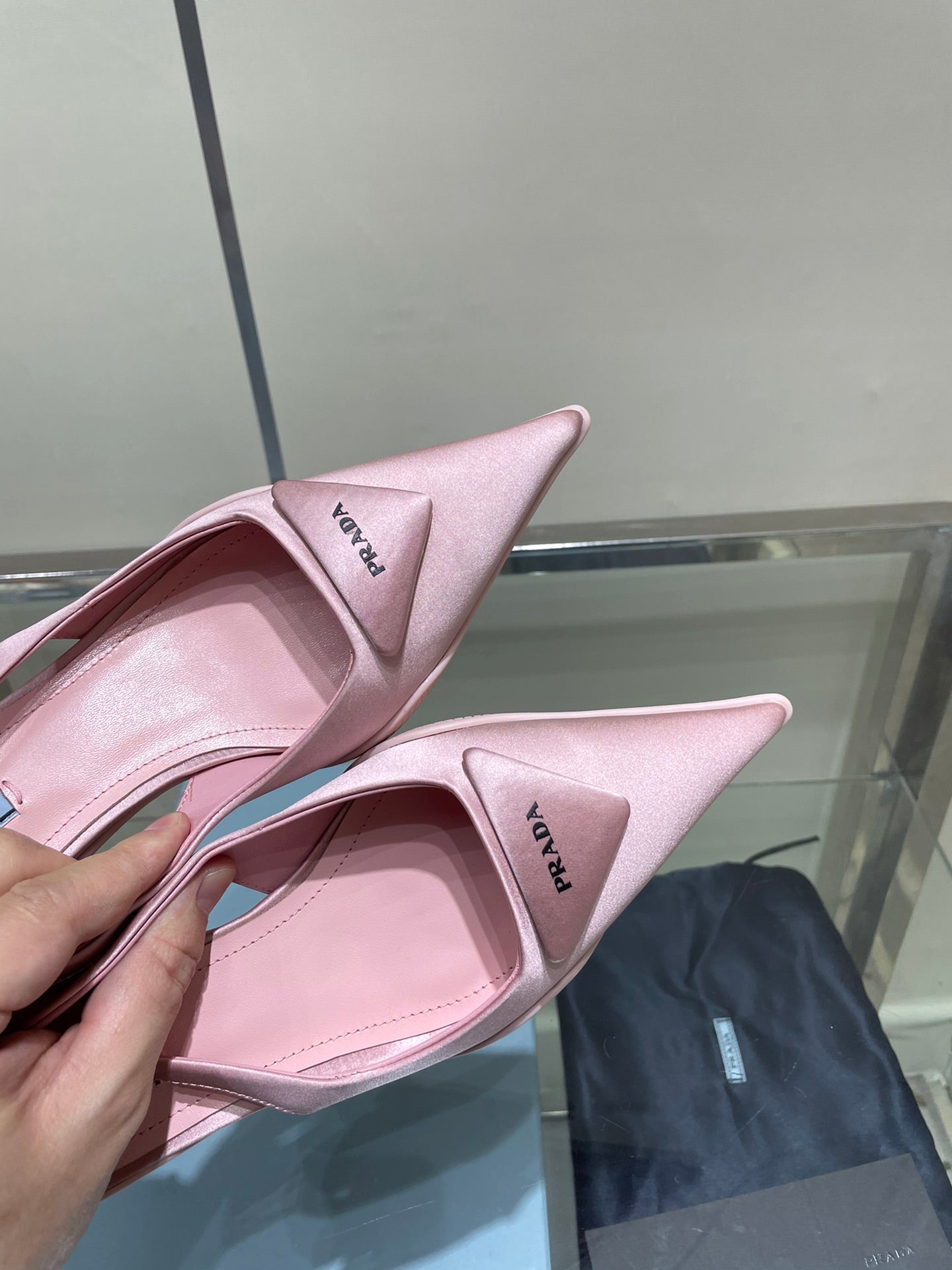 Slingbacks