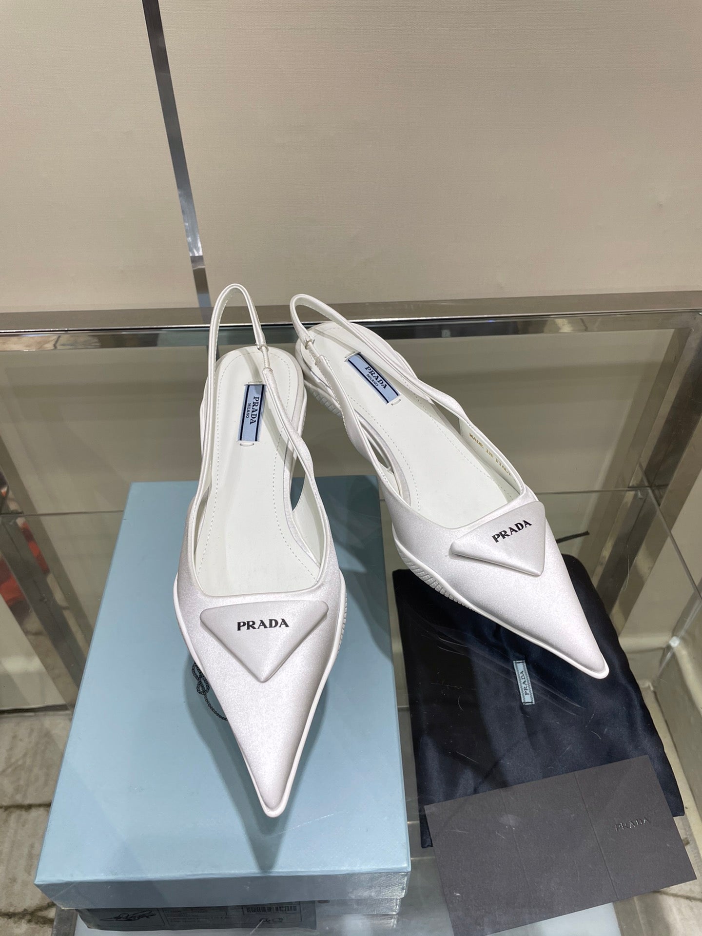 Slingbacks