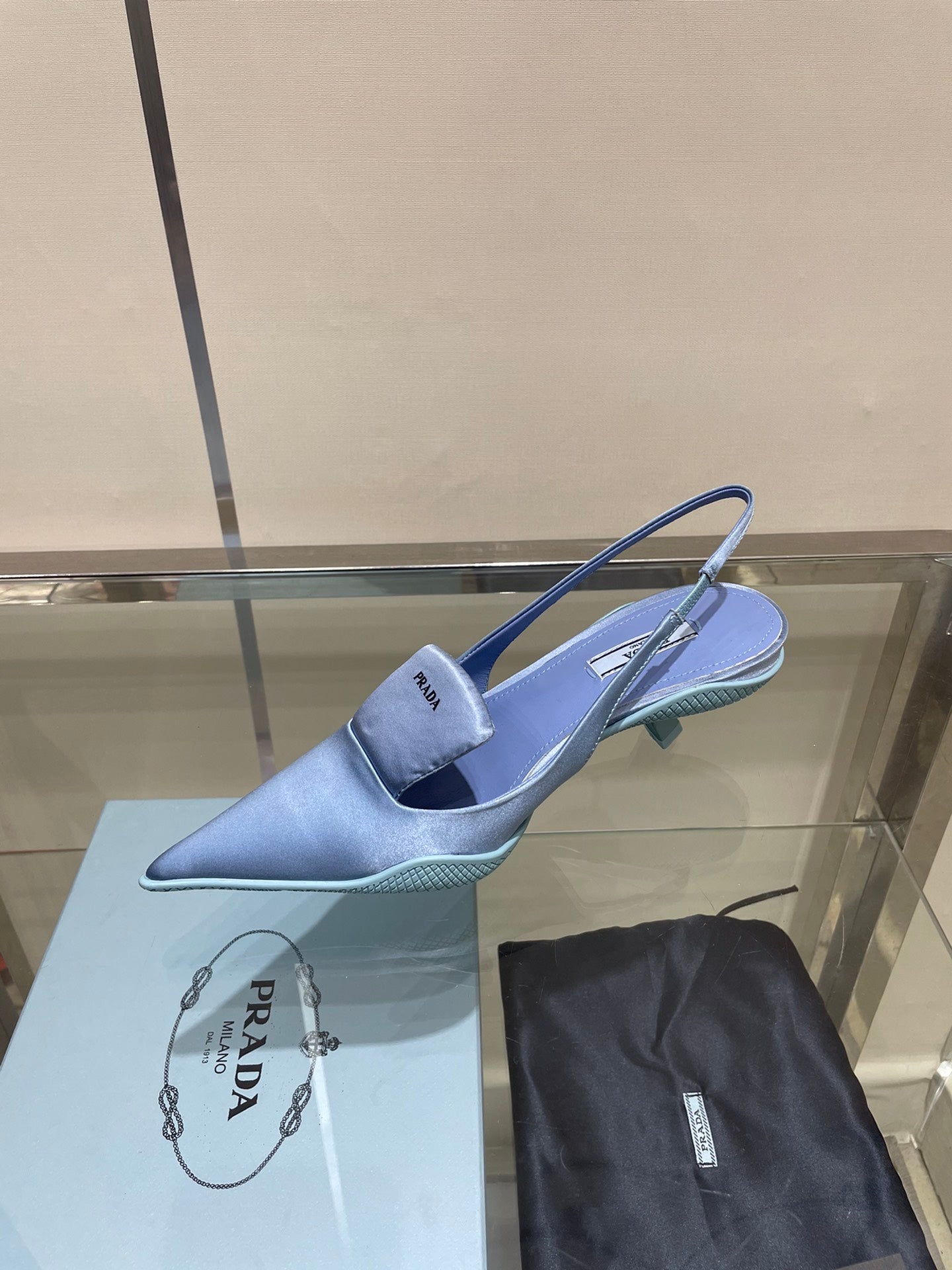 Slingbacks
