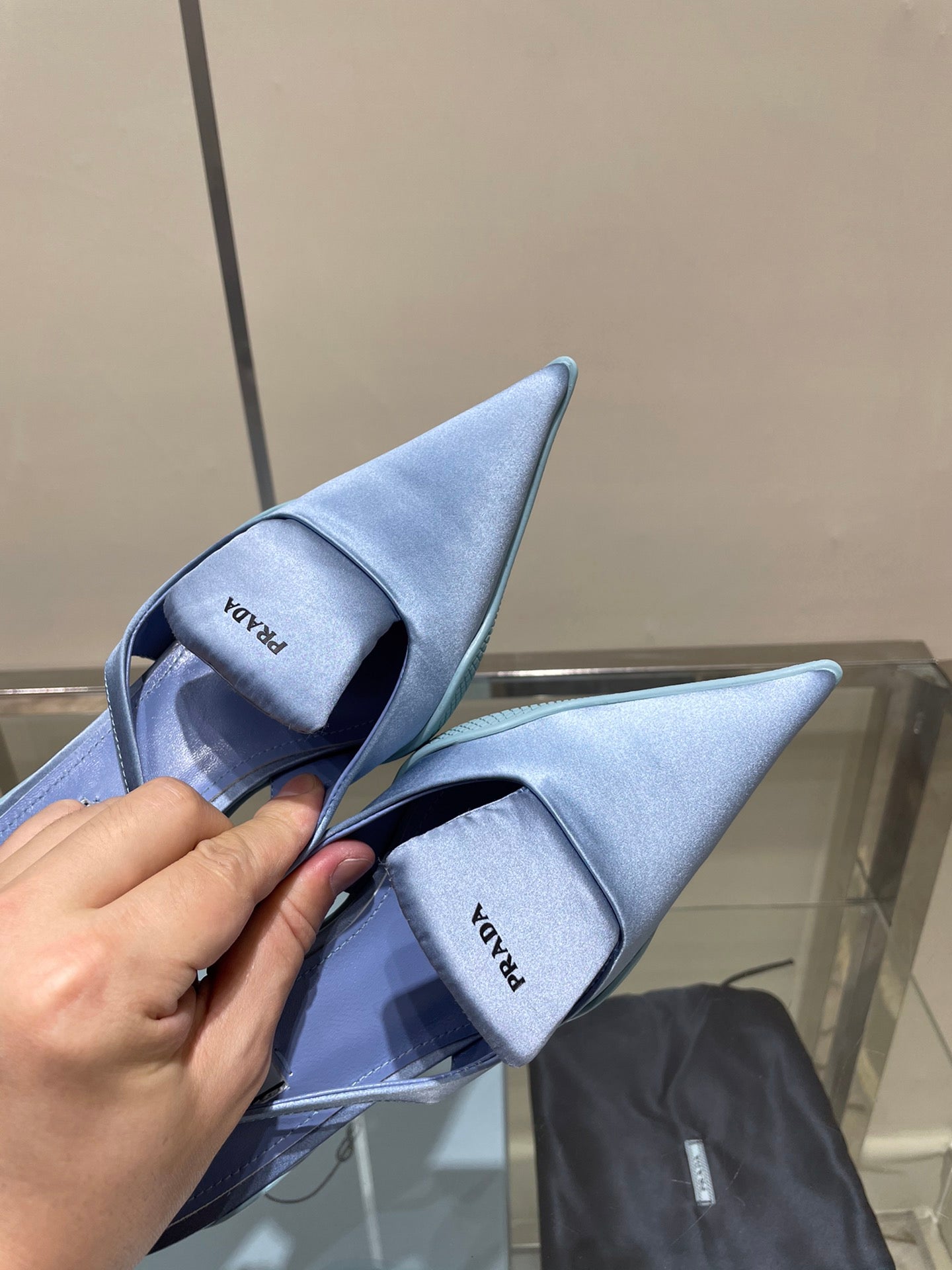 Slingbacks