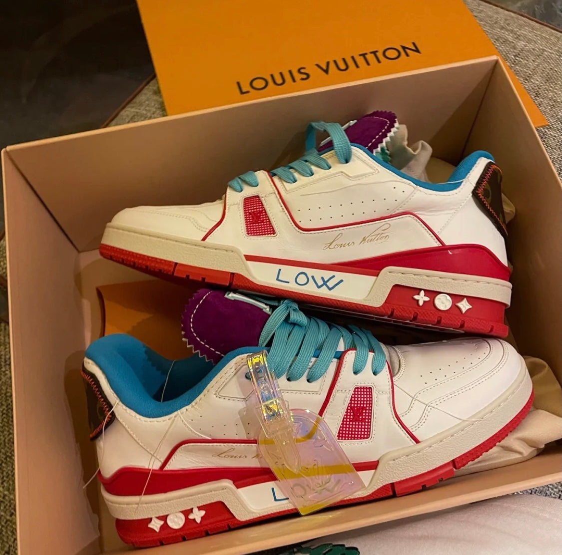 Sneakers