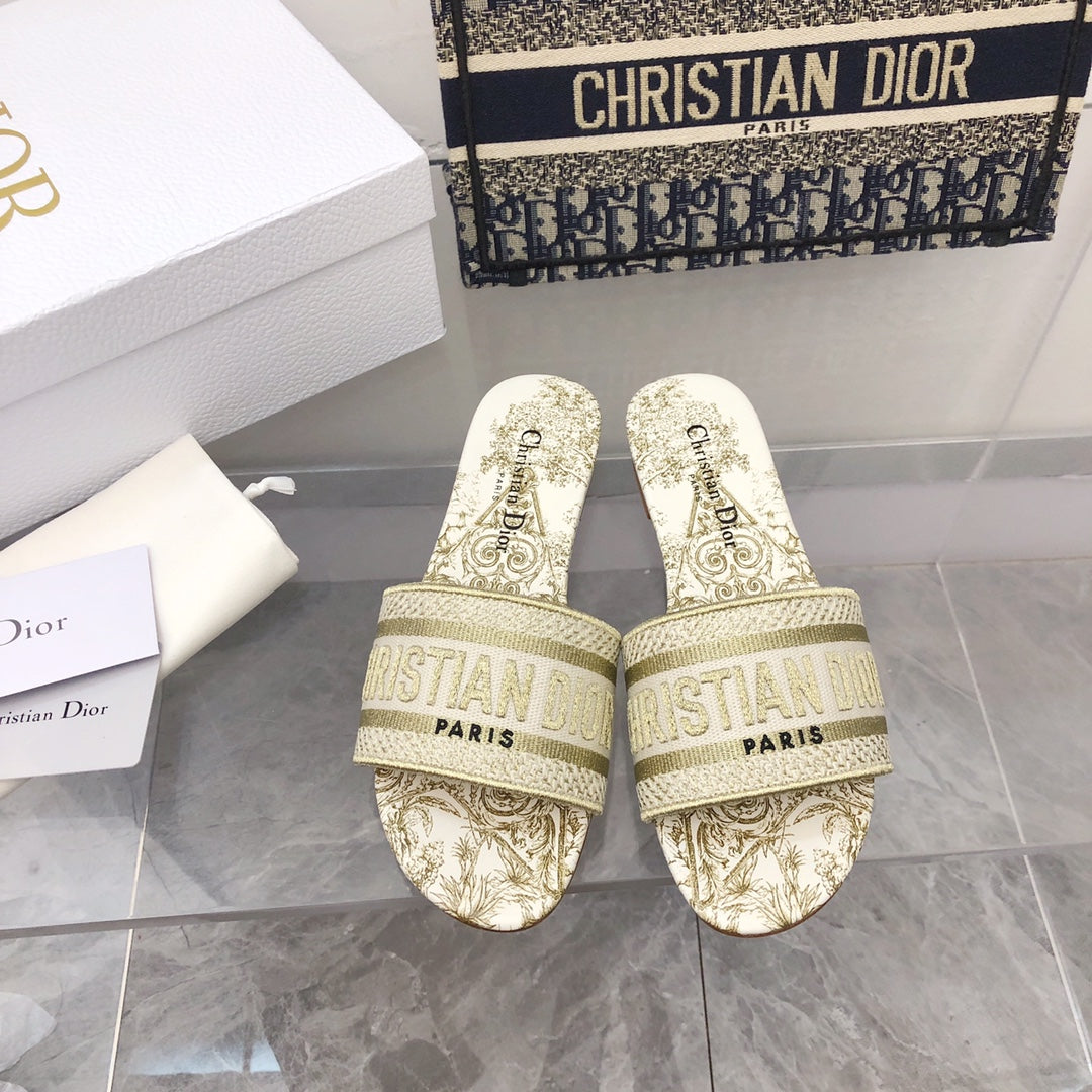 Slippers