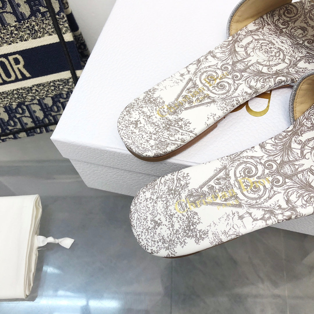 Slippers
