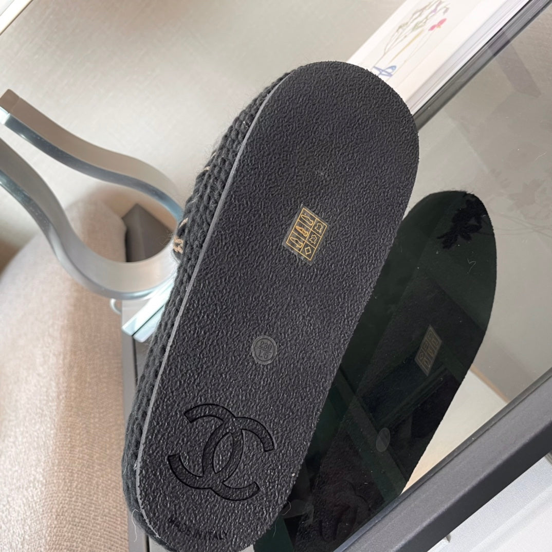 Slippers