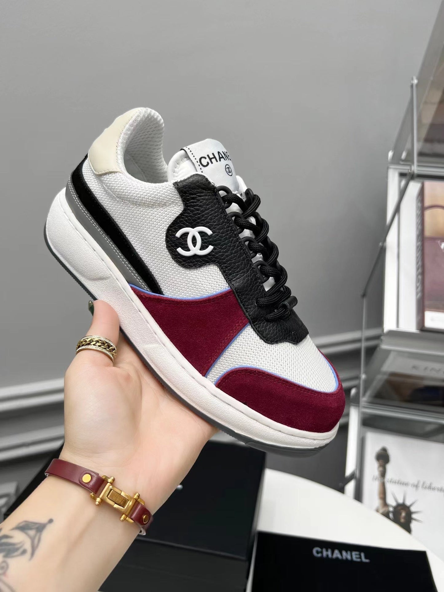 Sneakers