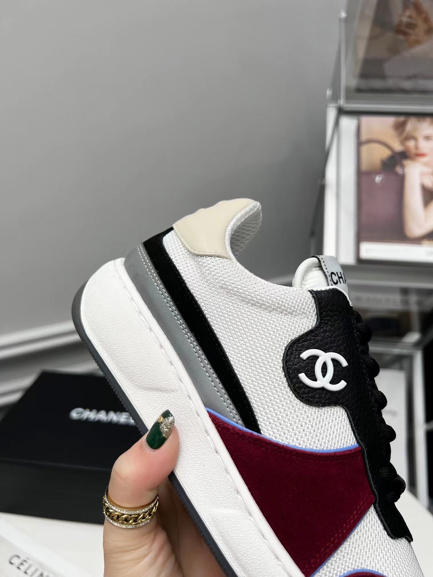 Sneakers