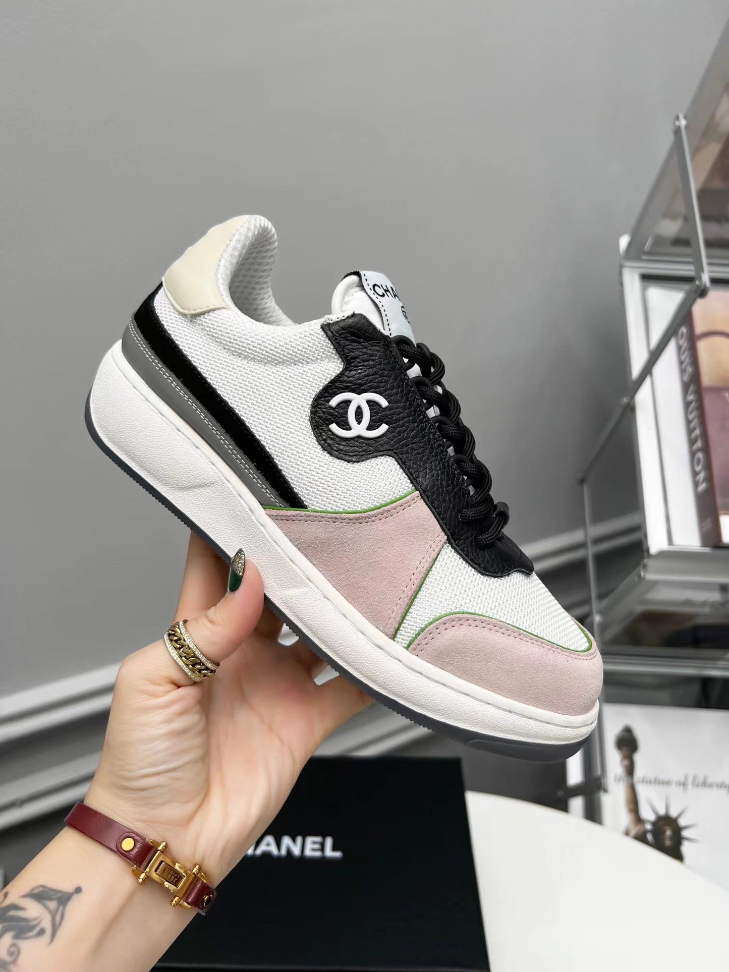 Sneakers