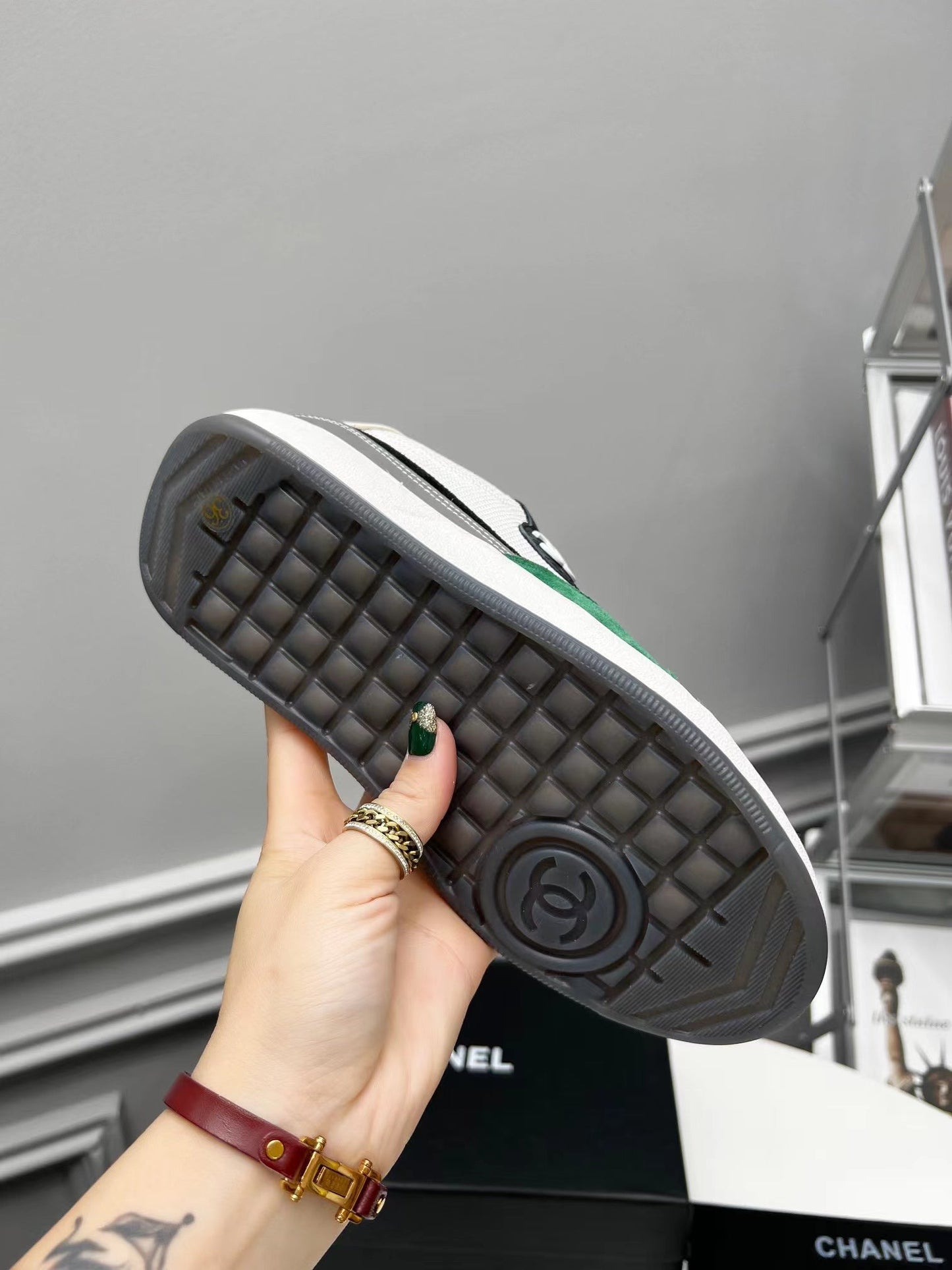 Sneakers