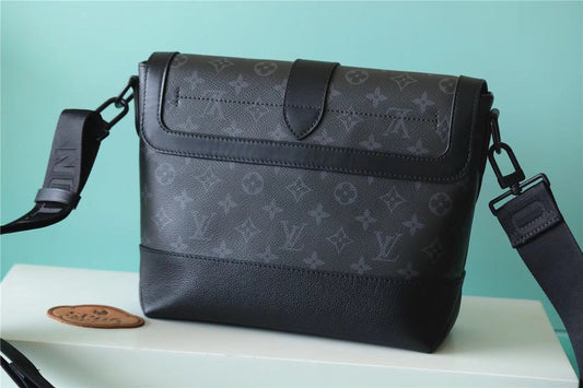 Messenger Bag