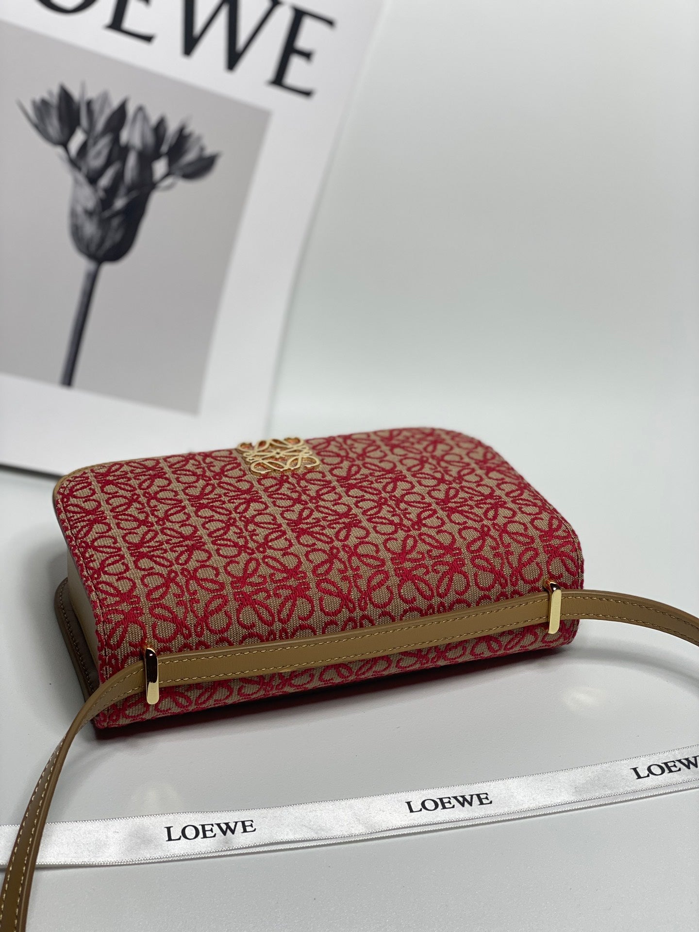 Handbag