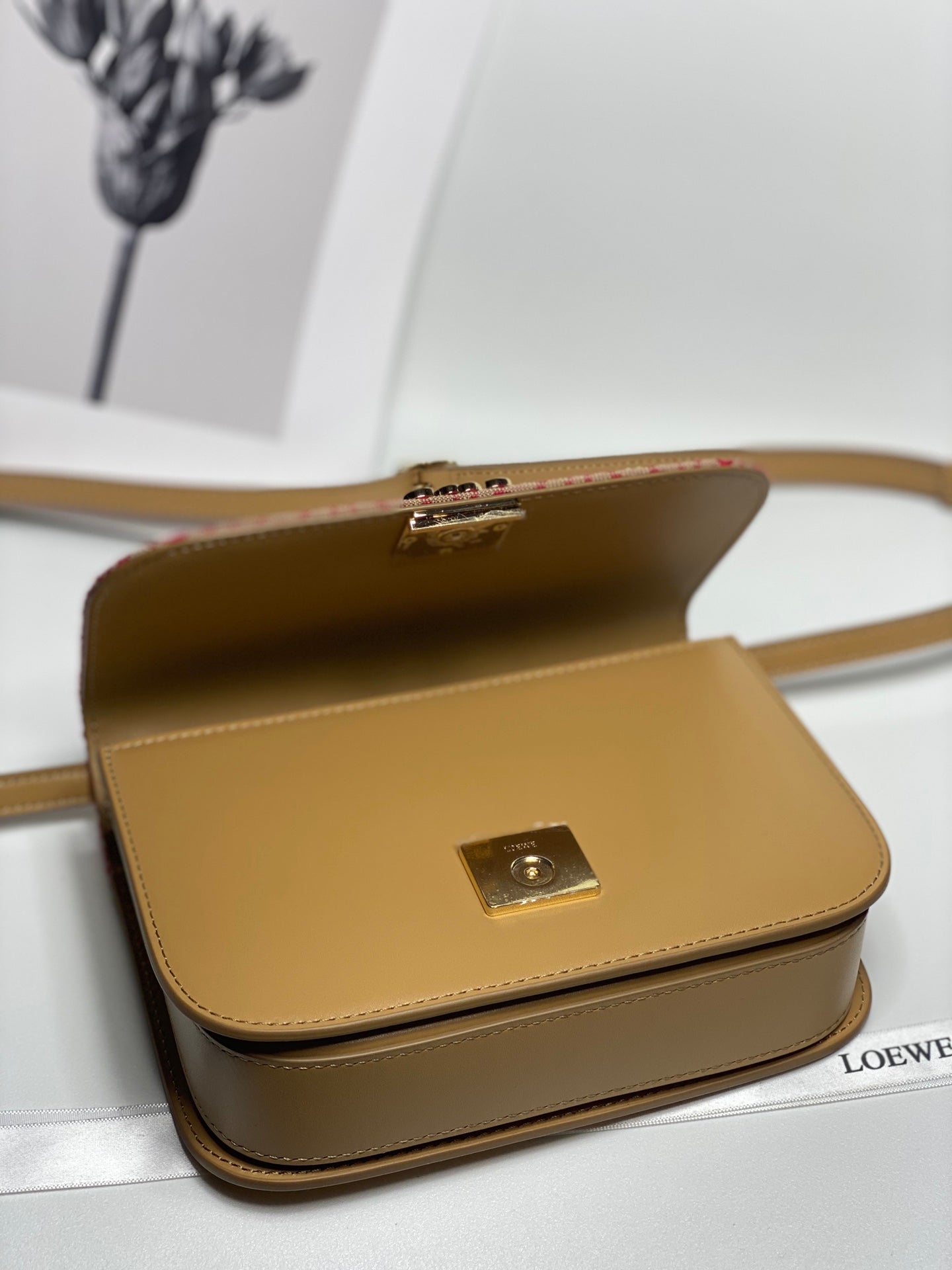 Handbag