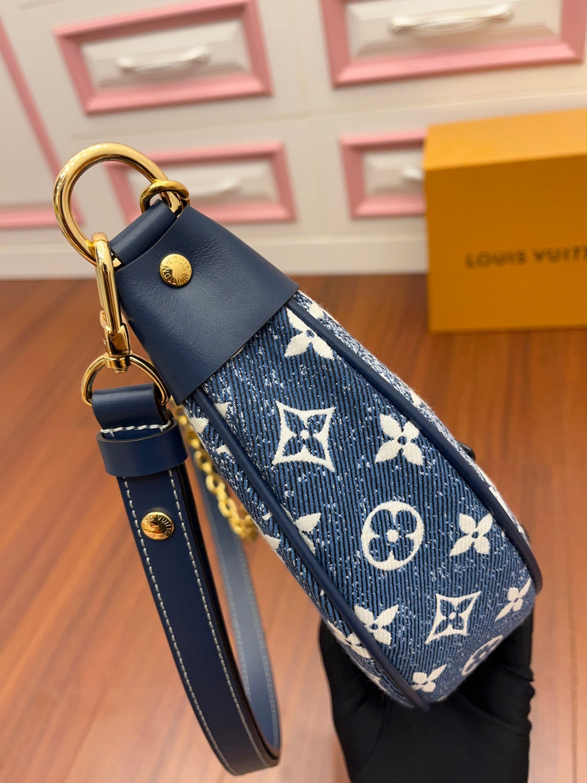 Handbag