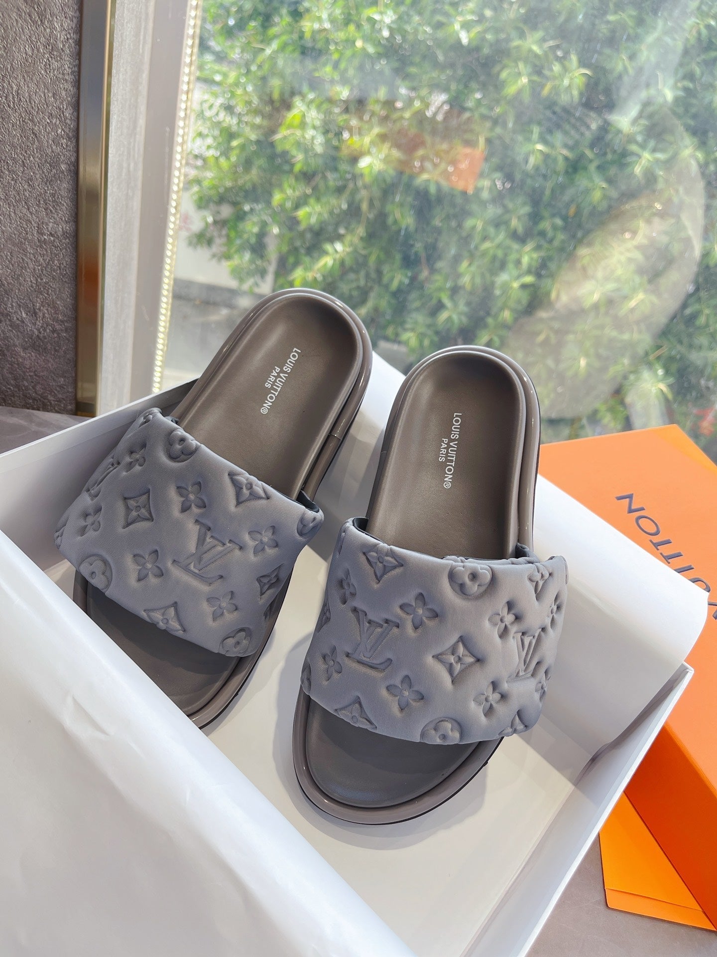 Slippers