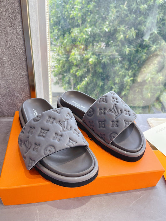 Slippers