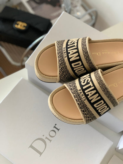 Slippers