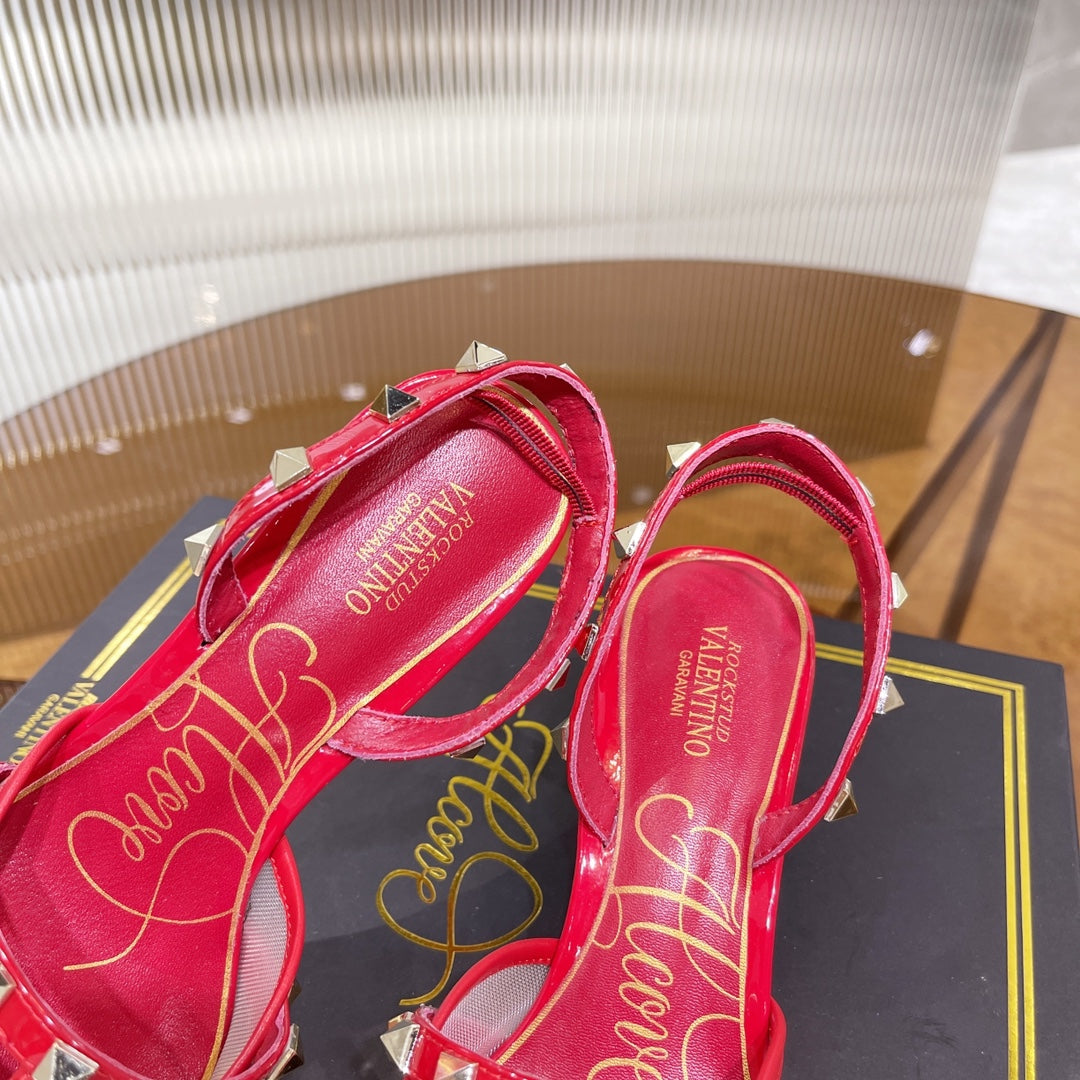 Slingbacks