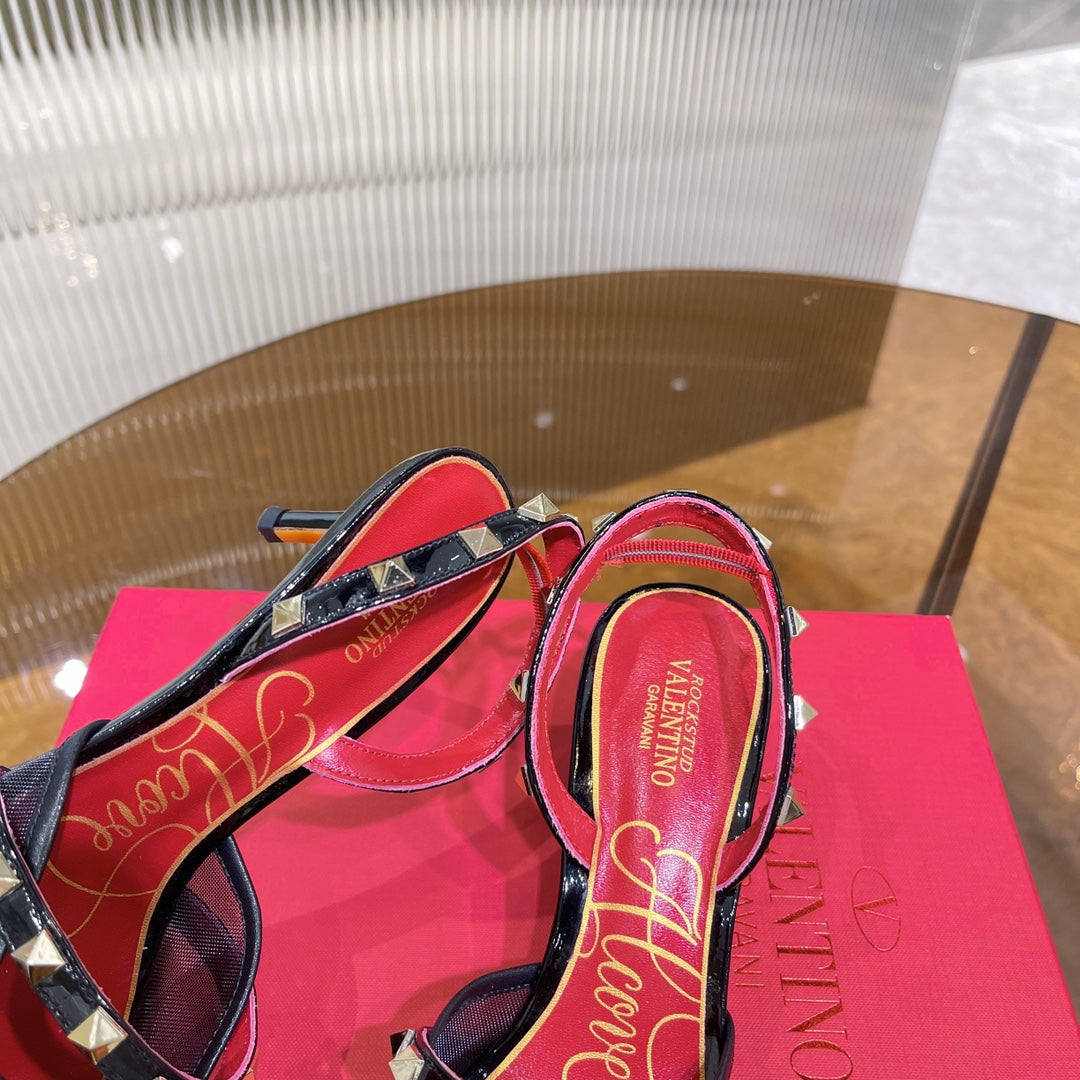 Slingbacks