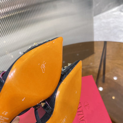 Slingbacks