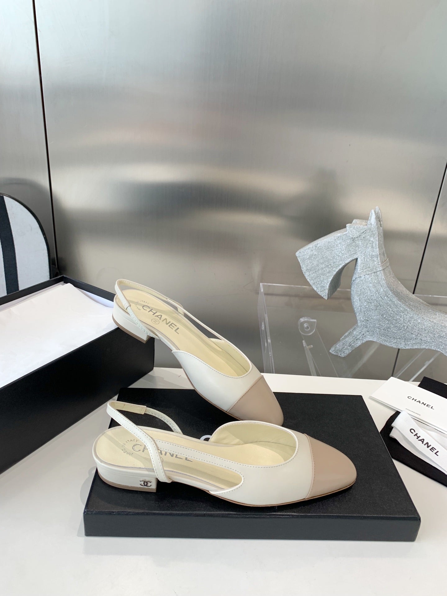 Slingbacks