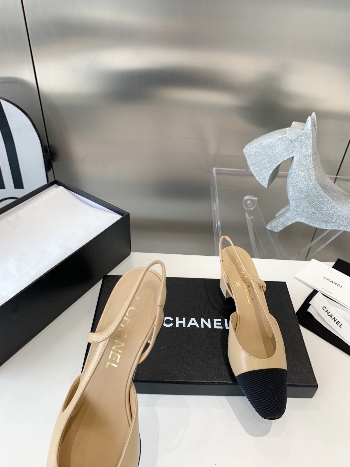 Slingbacks