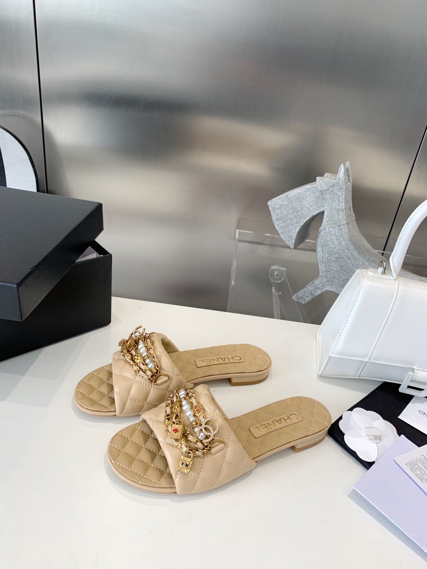 Slippers