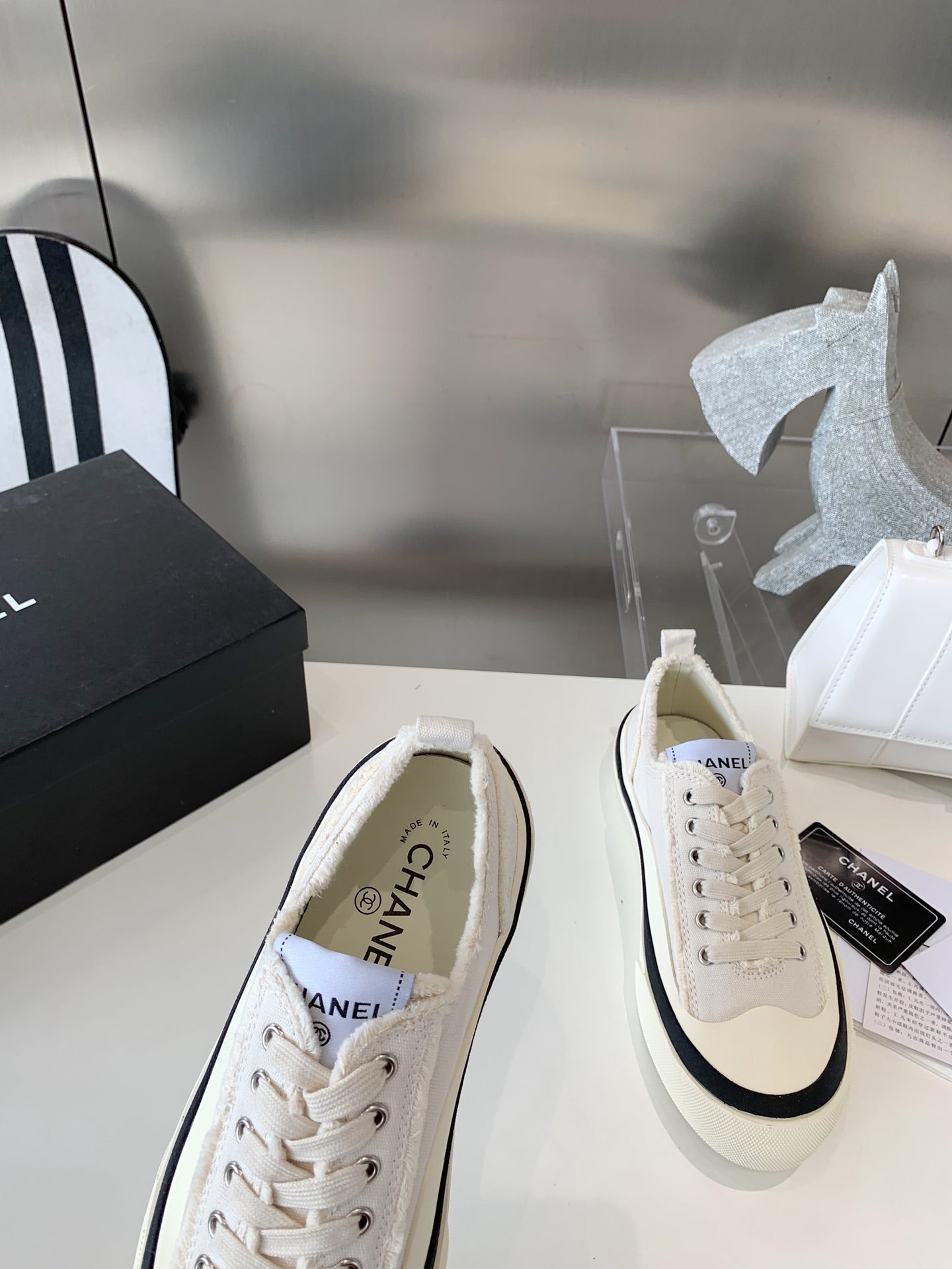 Sneakers