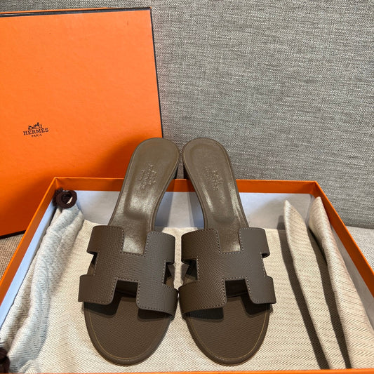 Slippers