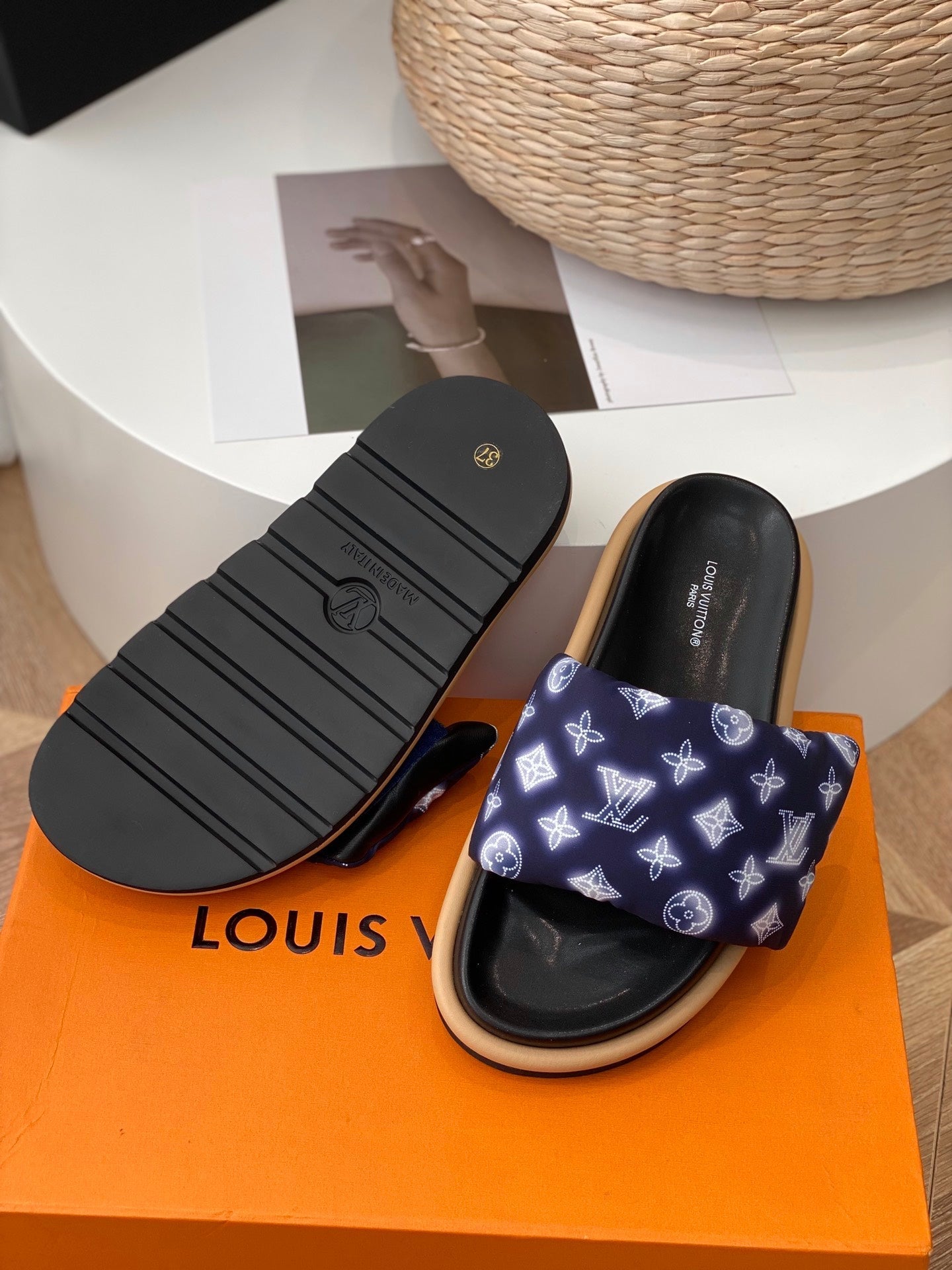 Slippers