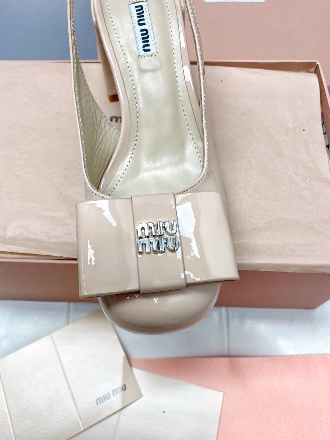 Slingbacks
