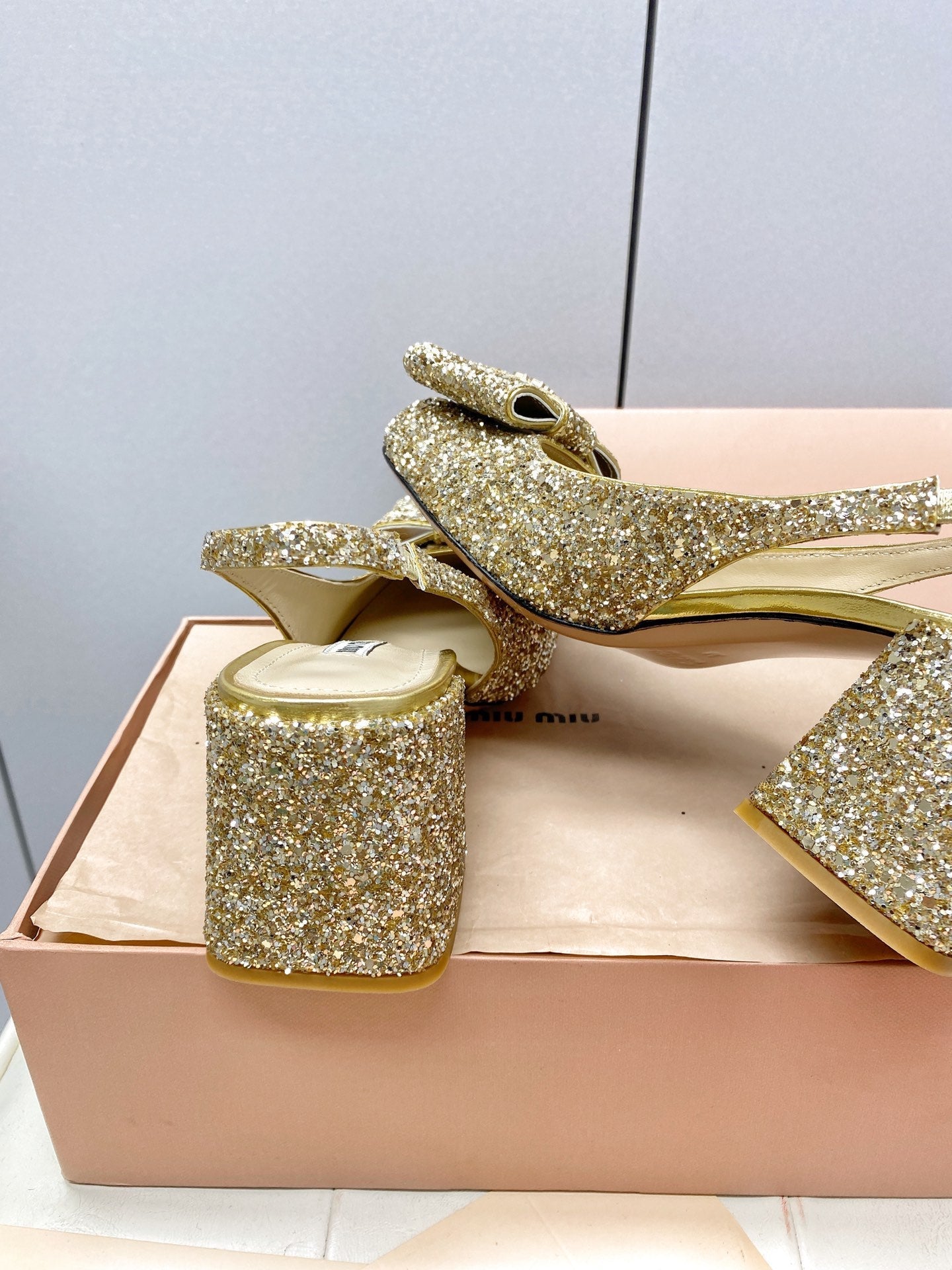 Slingbacks