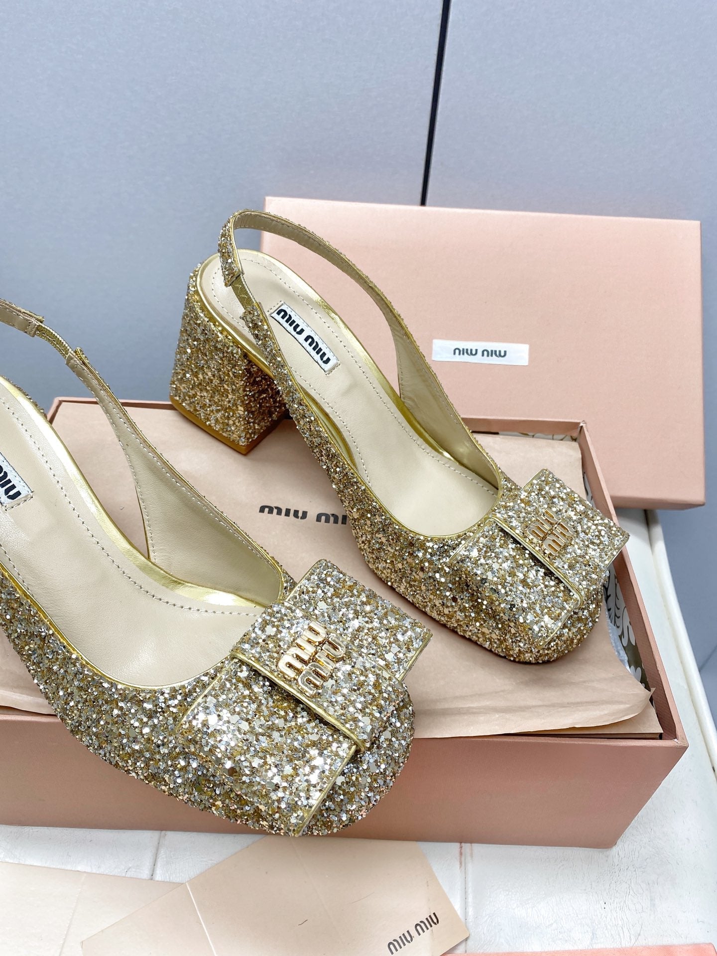 Slingbacks