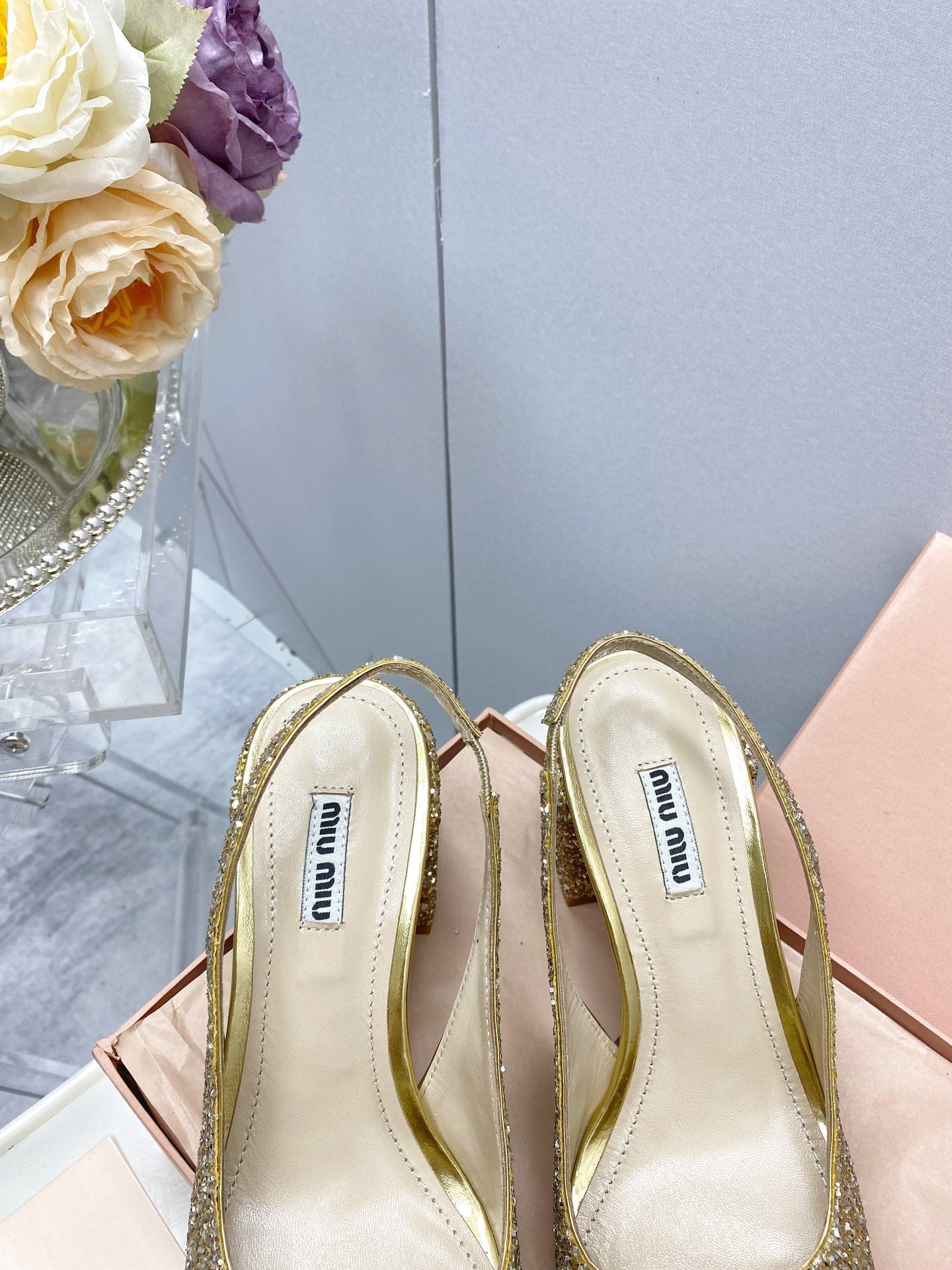 Slingbacks