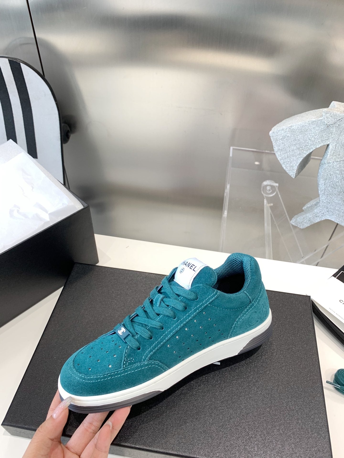 Sneakers