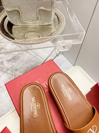 Slippers