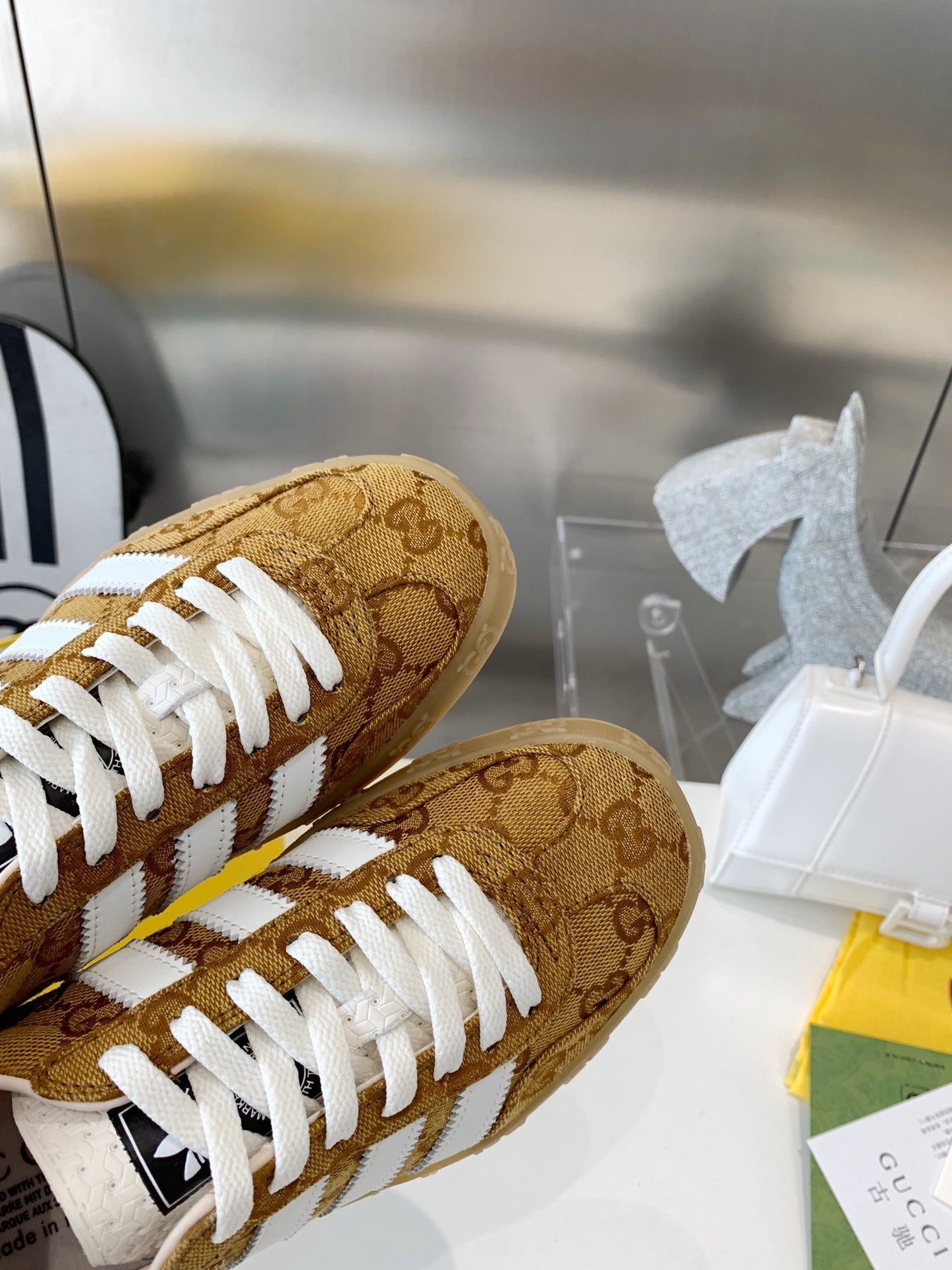 Sneakers
