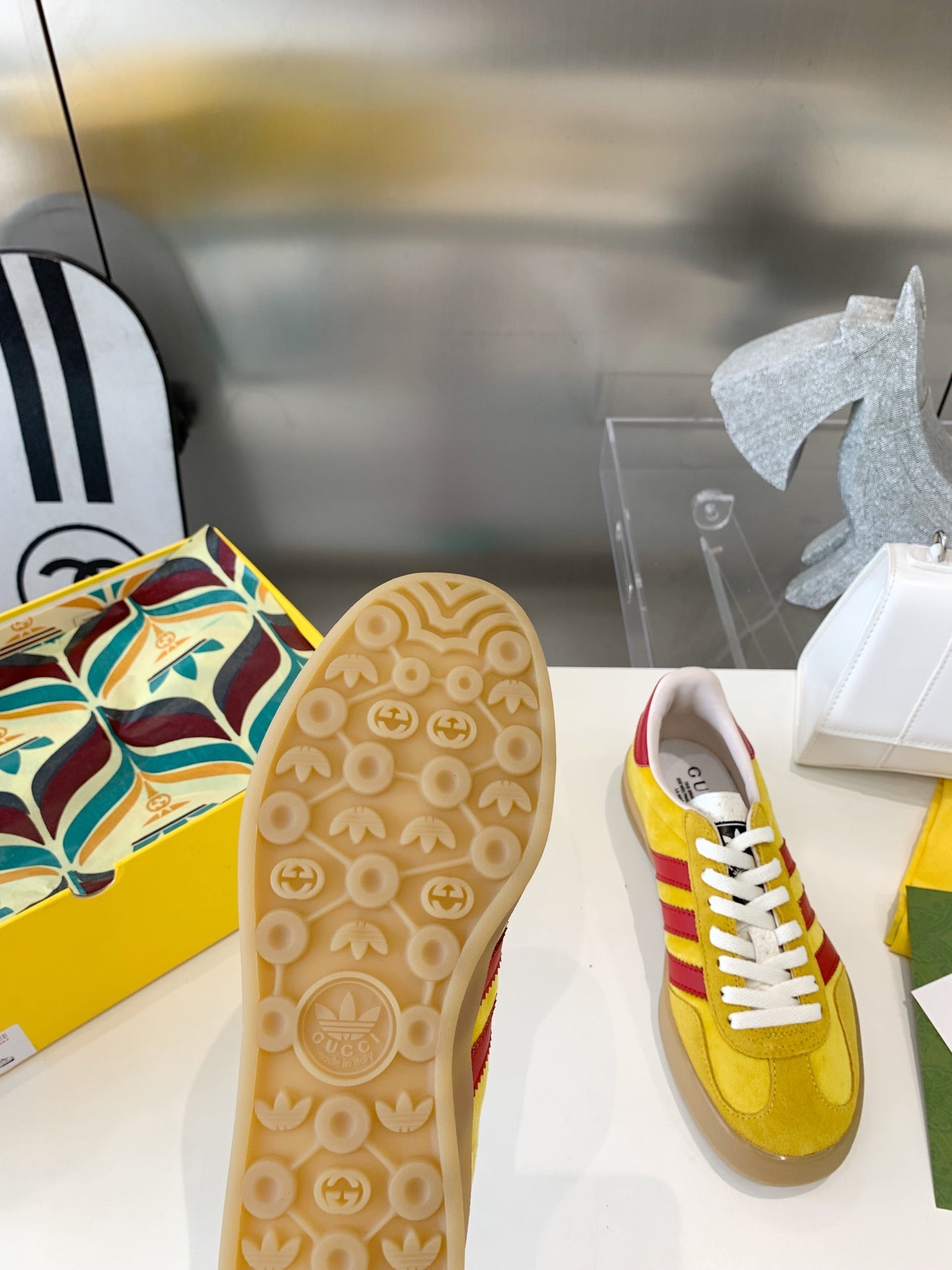 Sneakers
