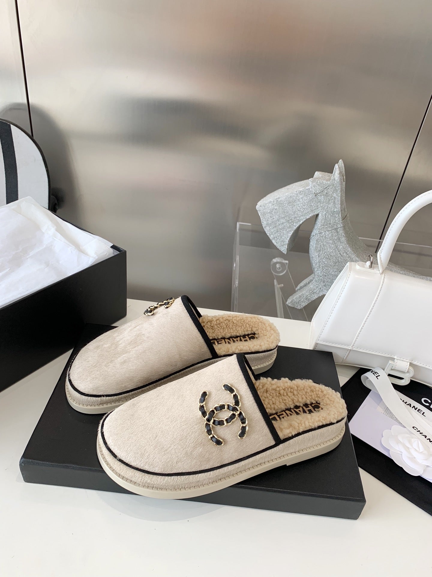 Slippers