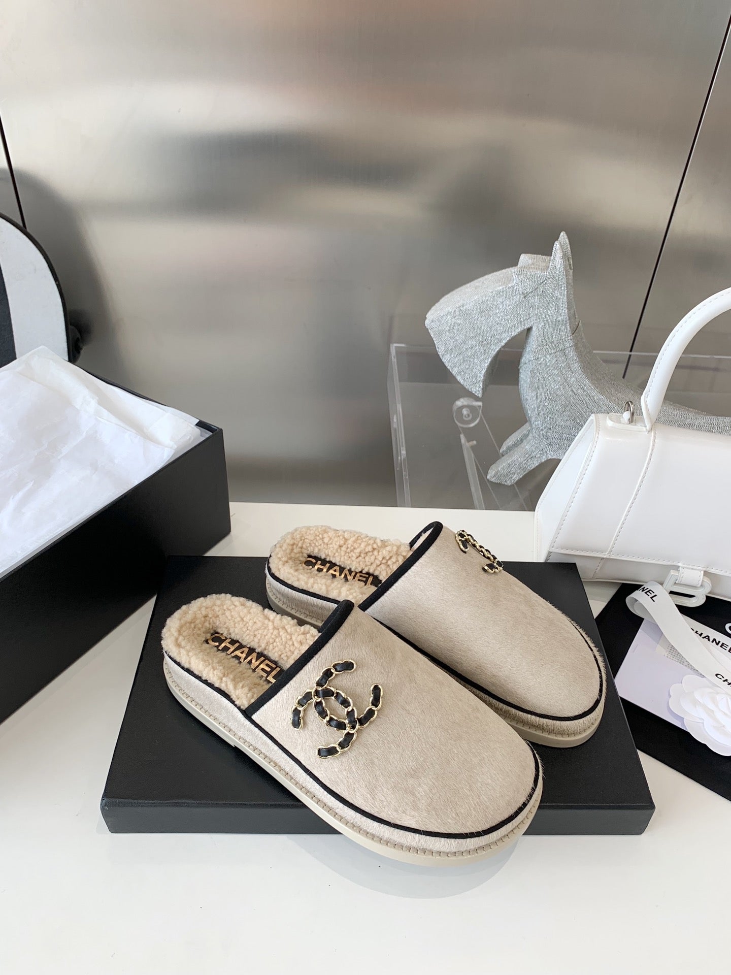 Slippers