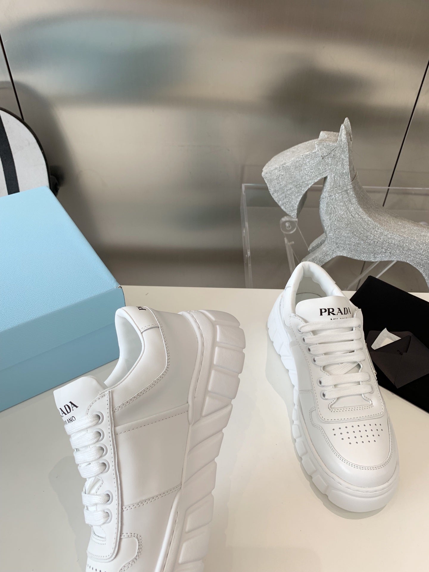 Sneakers