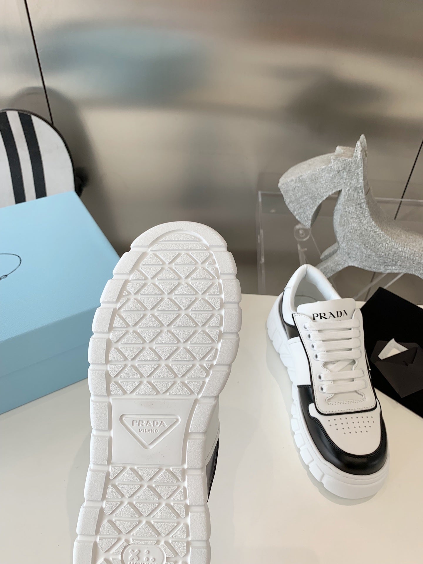 Sneakers