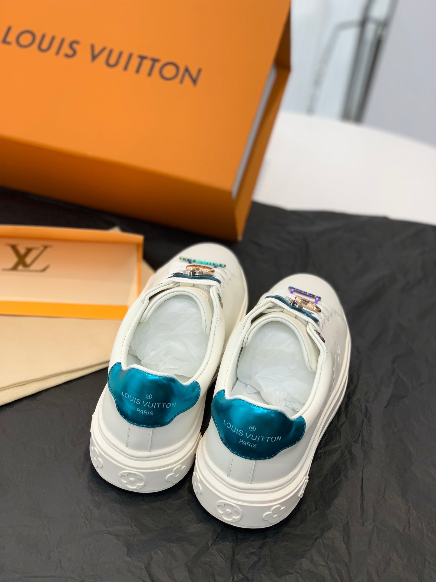 Sneakers