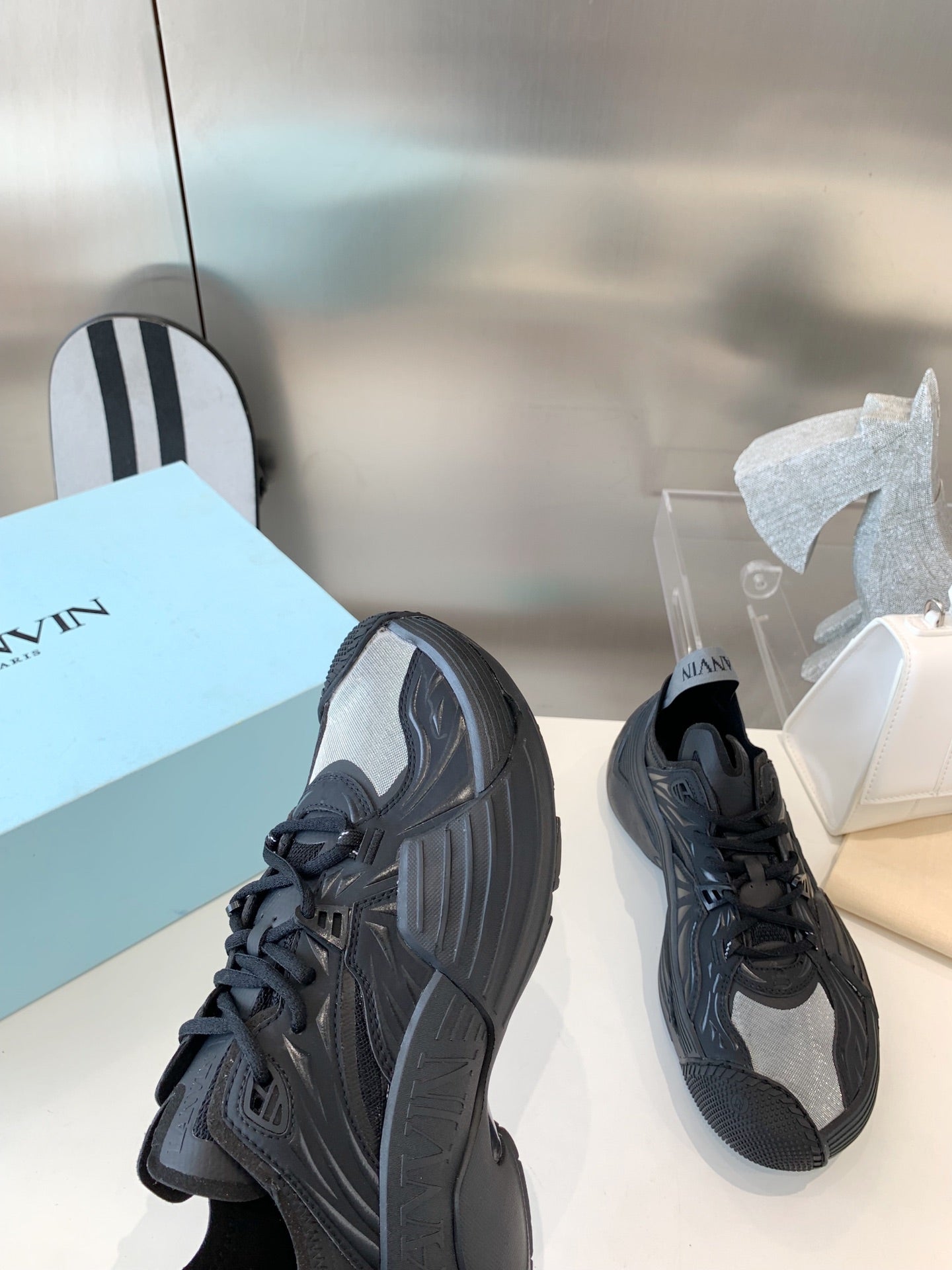 Sneakers