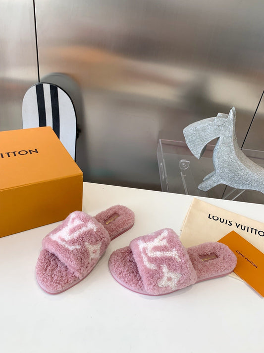 Slippers