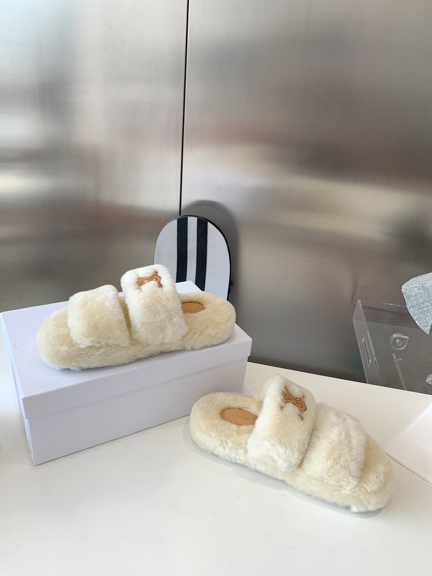 Slippers