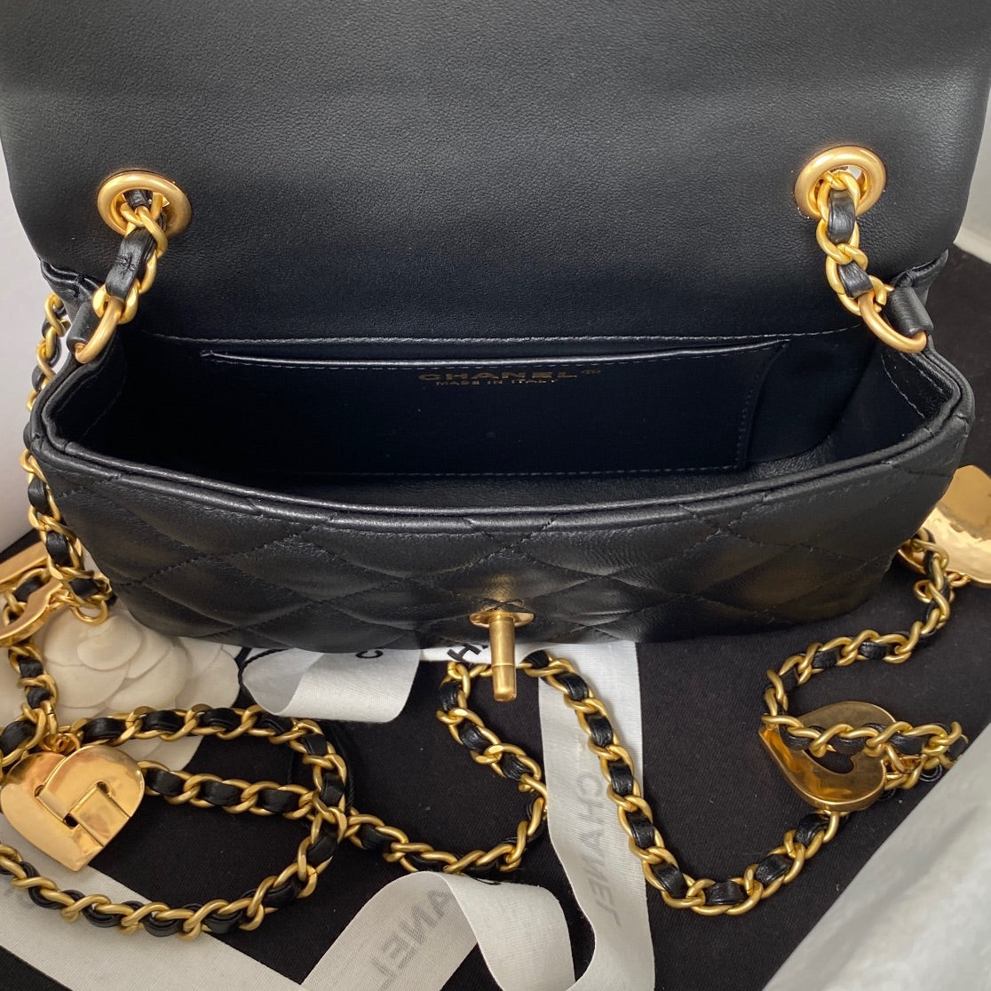 Handbag