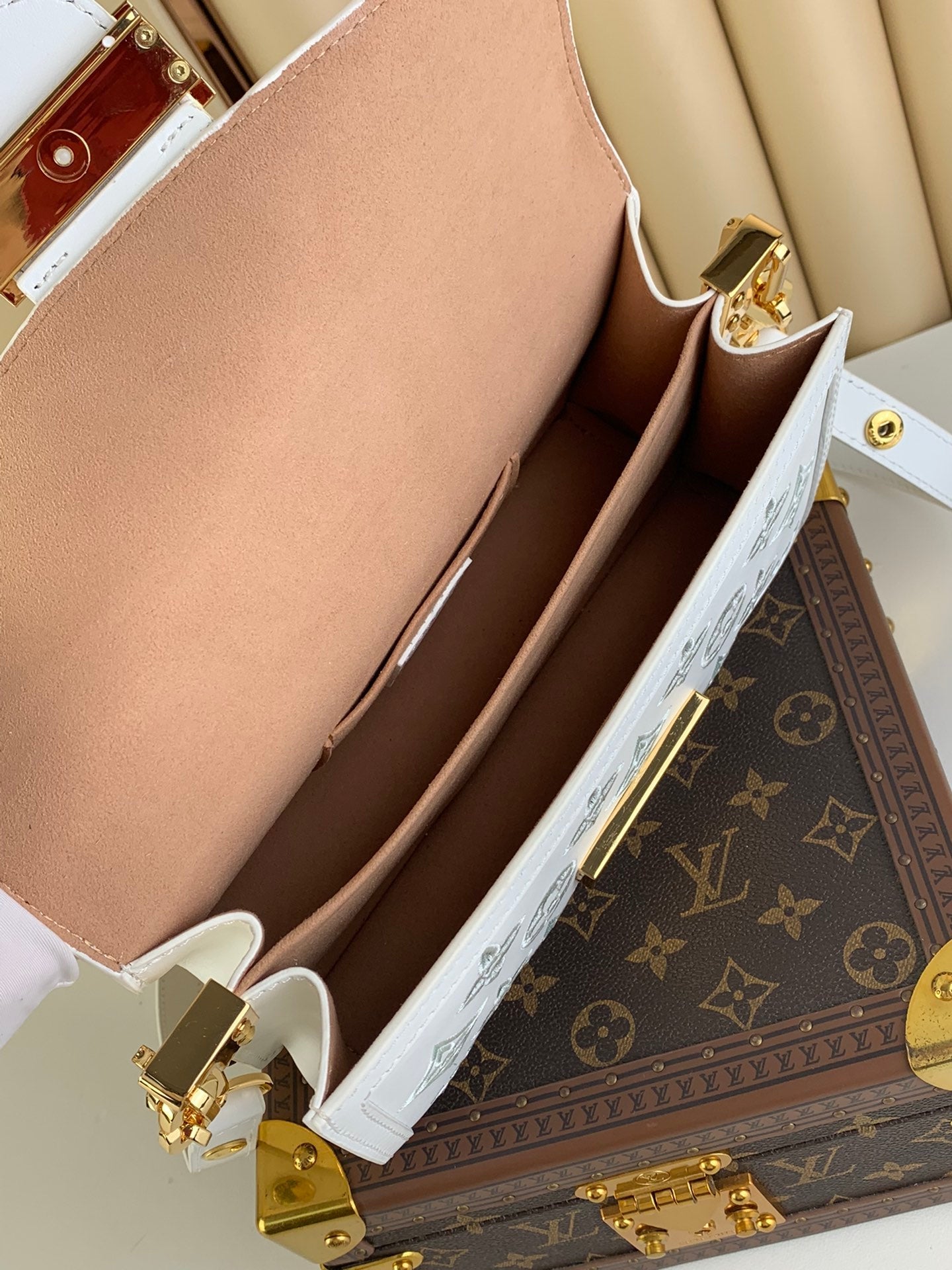 Handbag
