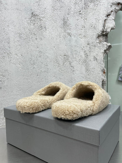 Slippers