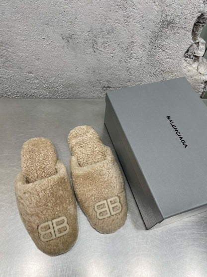 Slippers